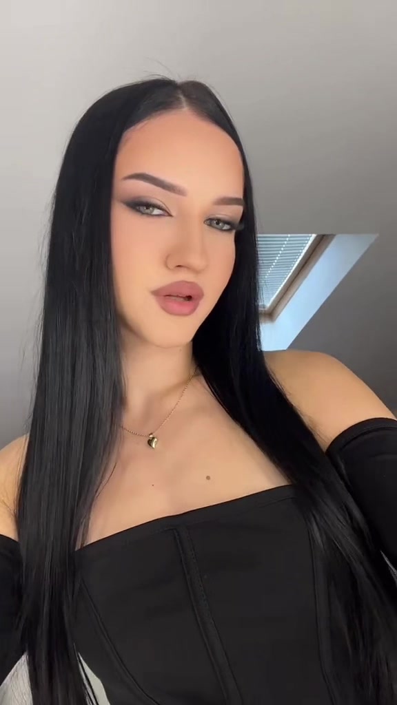 @𝓝
