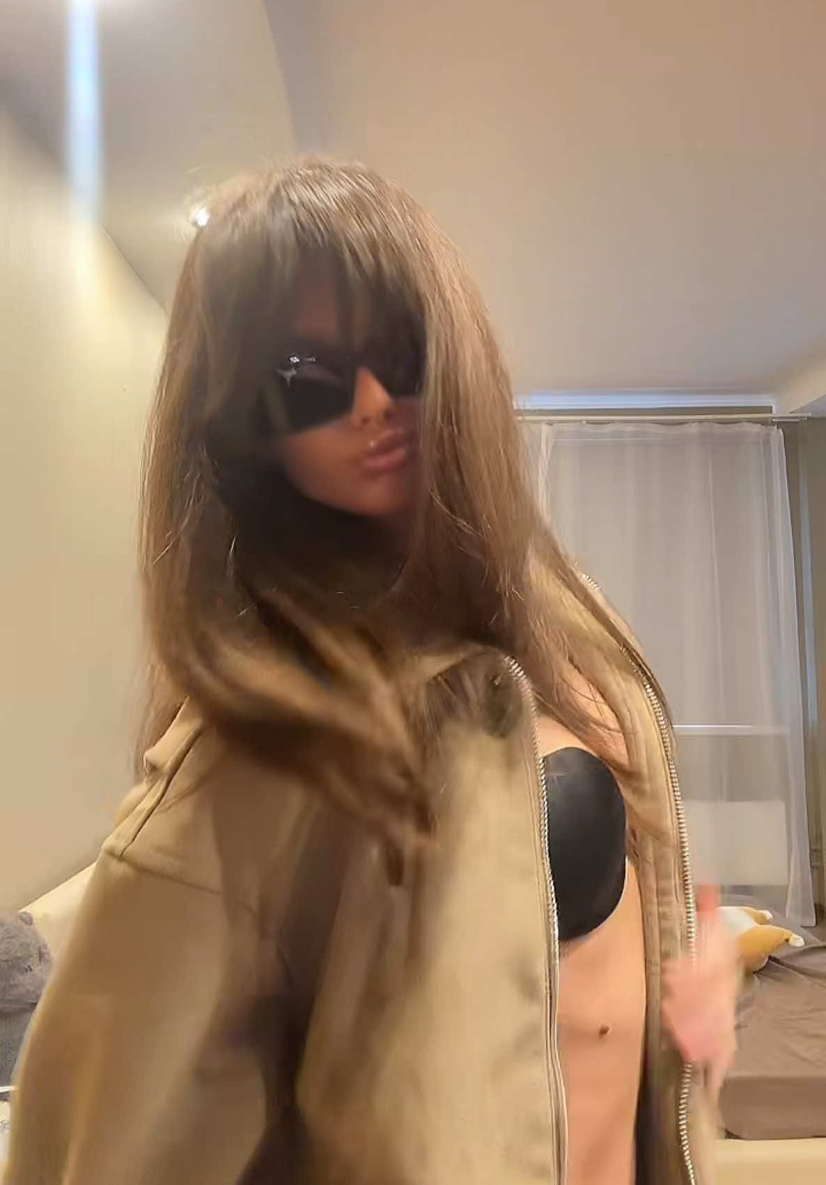 @Vi