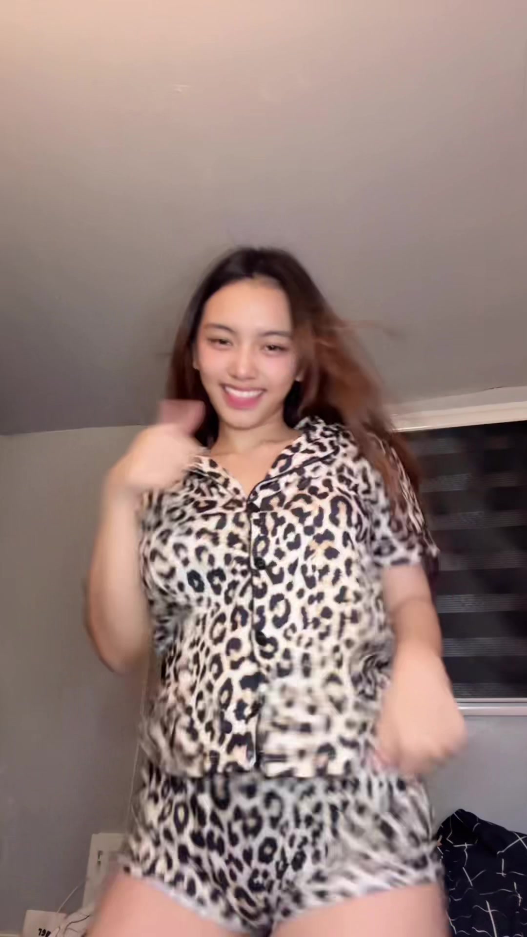 @Scarlet Bae