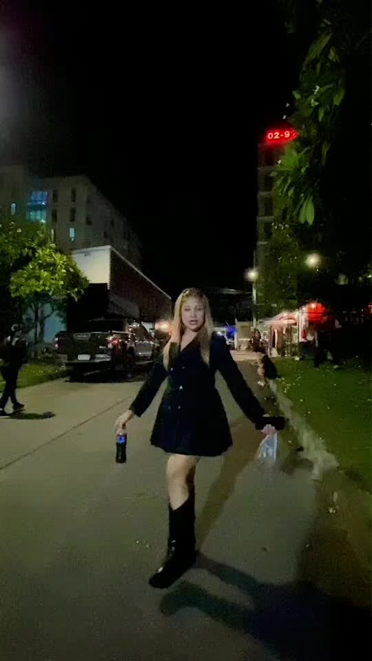 @นินจา ที่เป็นแมวblack