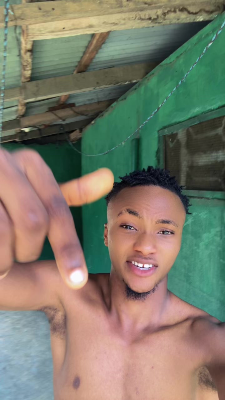 @Call me-Man-Boi 🦅💯🇬🇳 🇱🇷