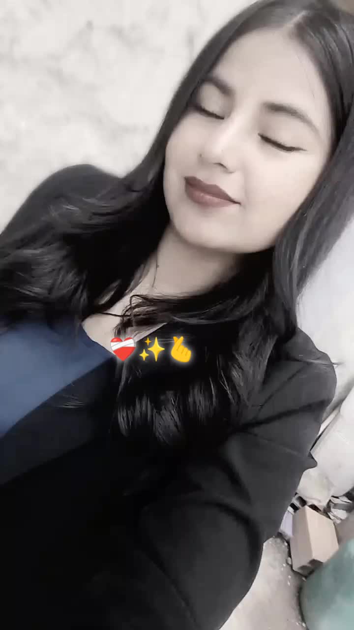 @Dey🦋🌹