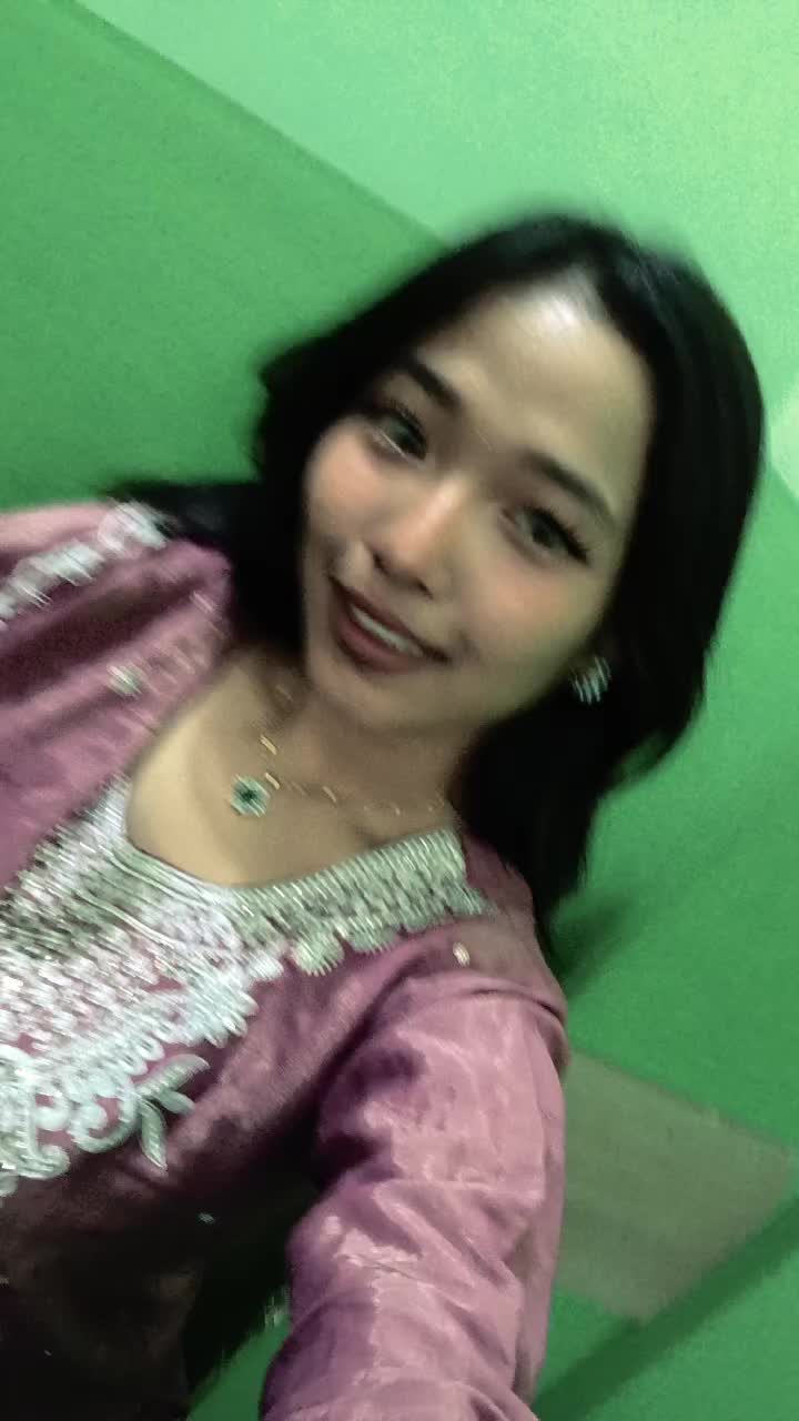 @Preety 🦭🥂