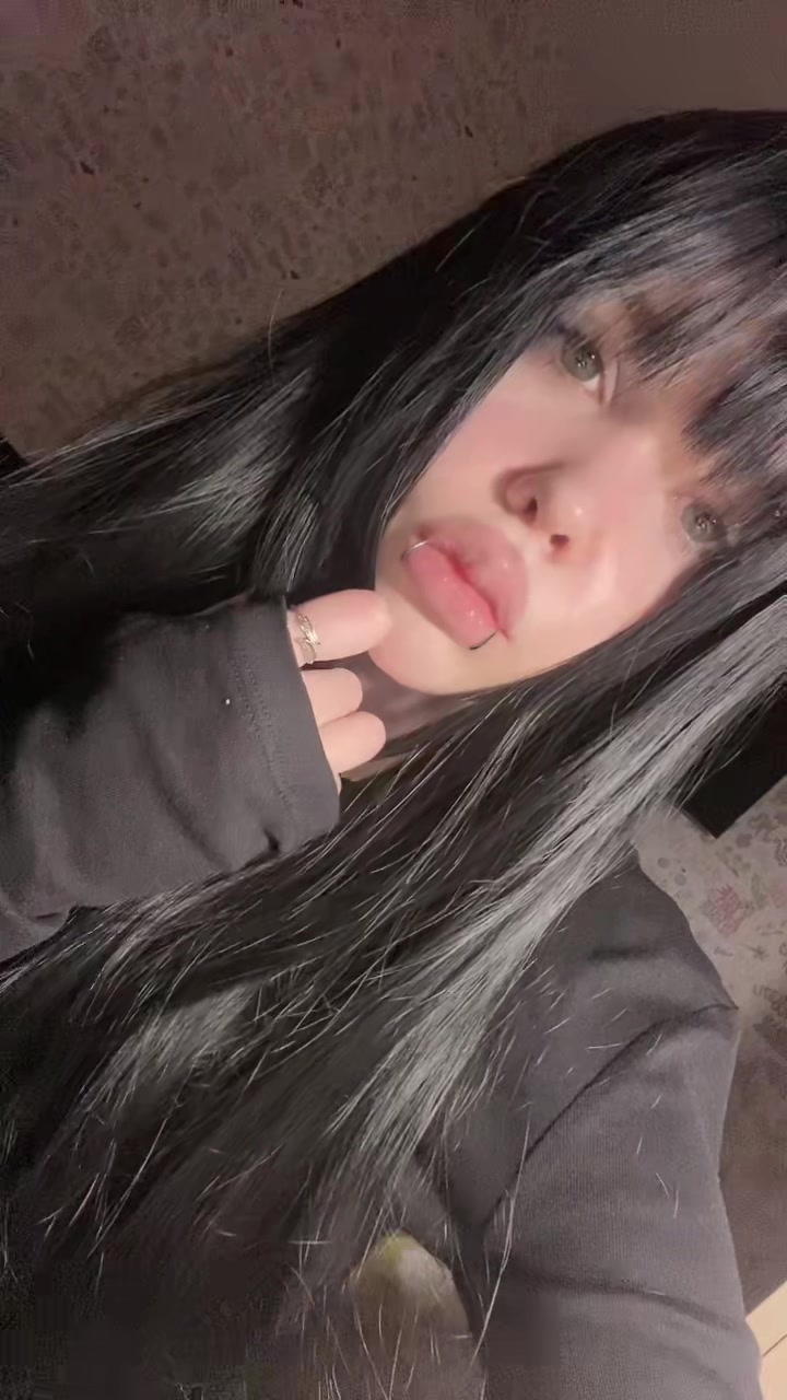 @lil_slutty
