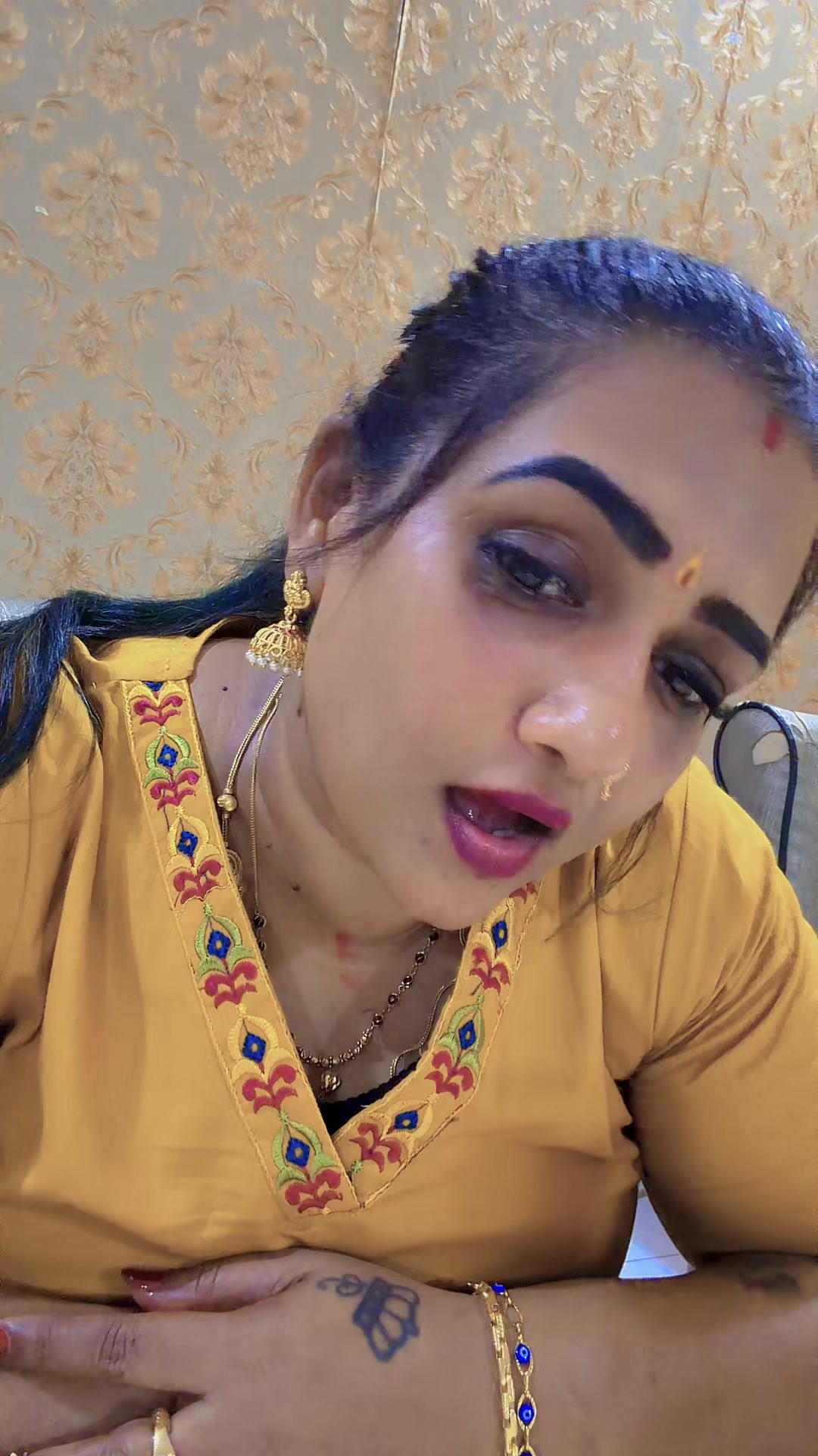 @🧿🖤🤍Positivity🖤Puvan🖤🤍🧿