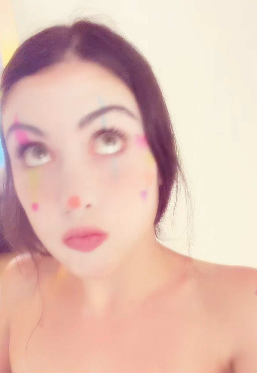@(♡_♡)