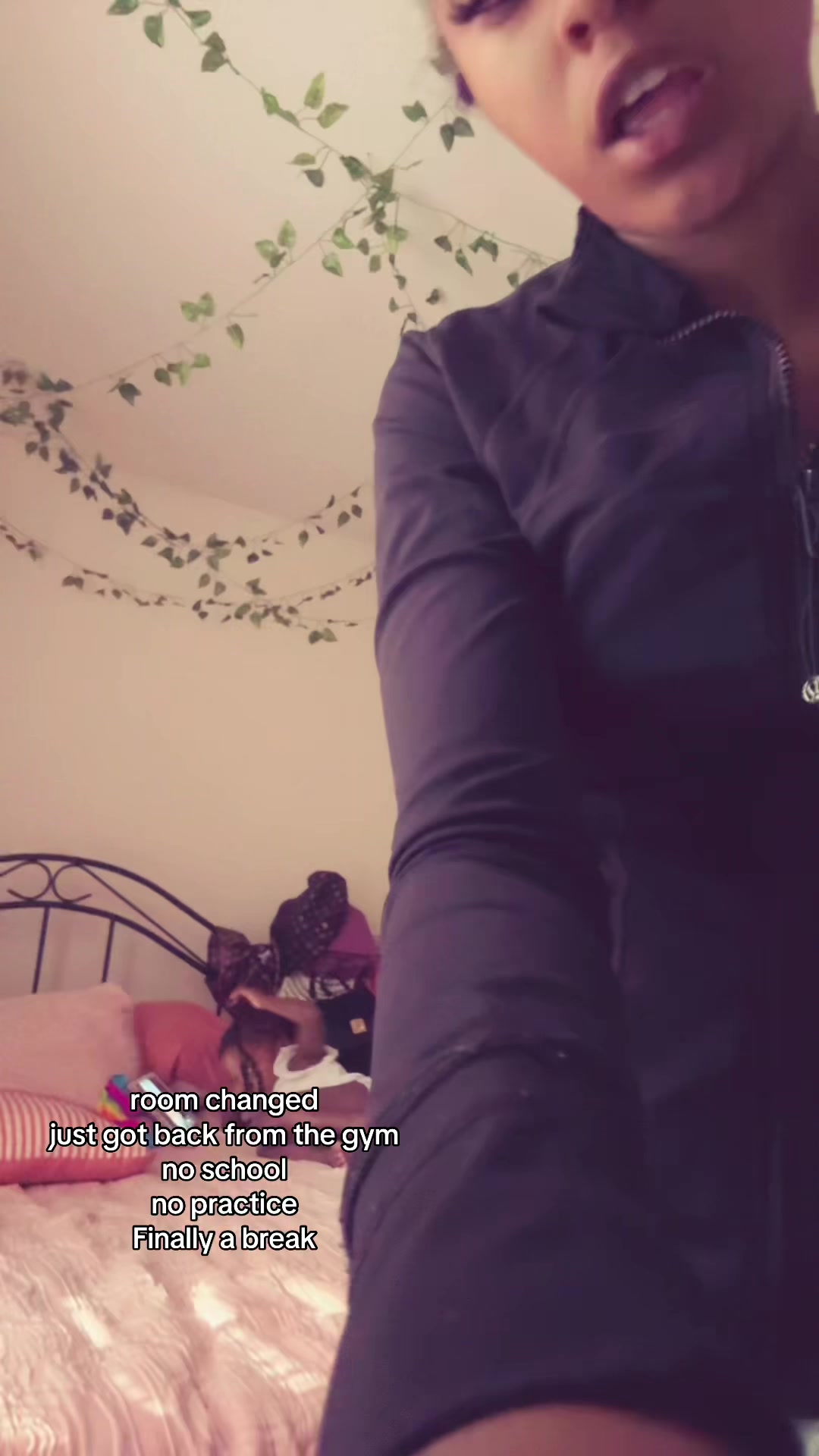 @niyahh