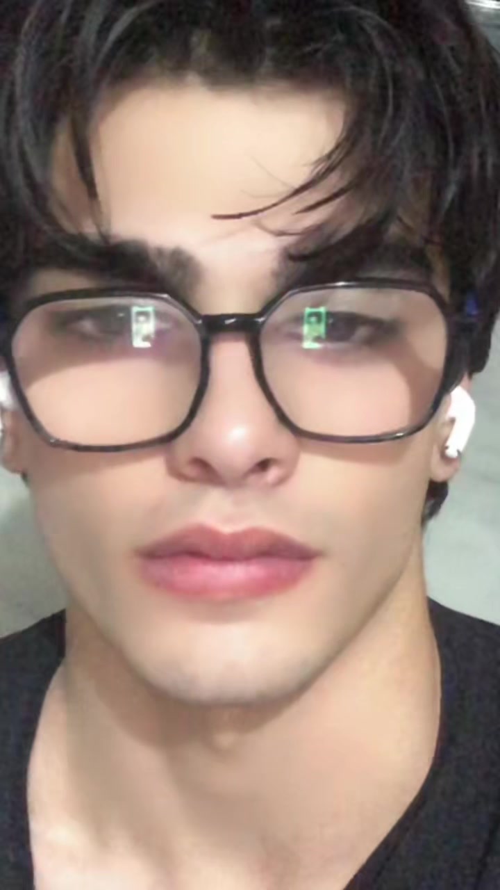 @stvrsarim__