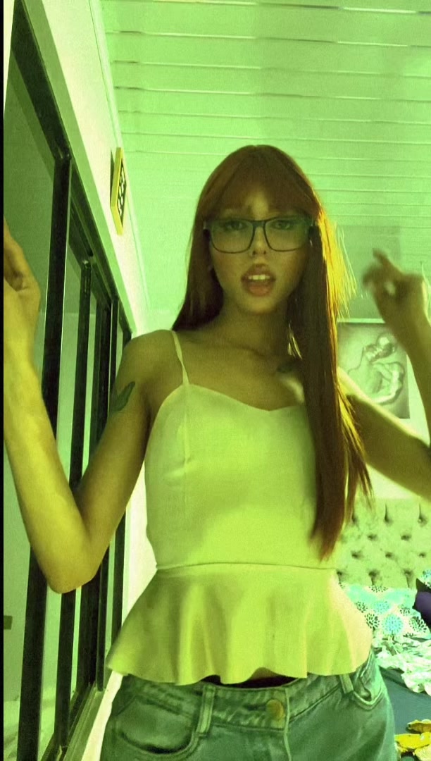 @LYNN GARC&Iacute;A