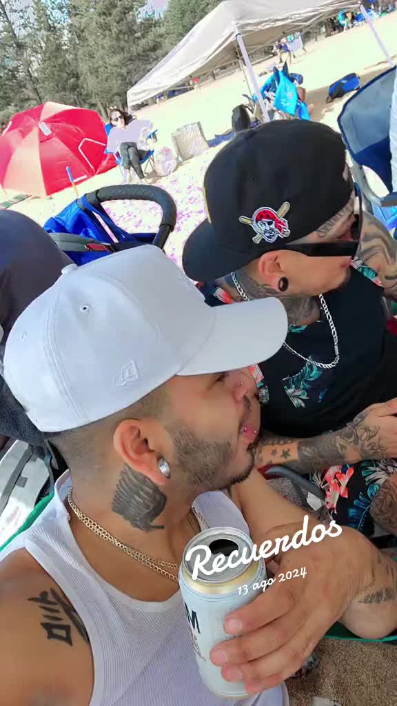 @🖤🤍Carlithos🤍🖤