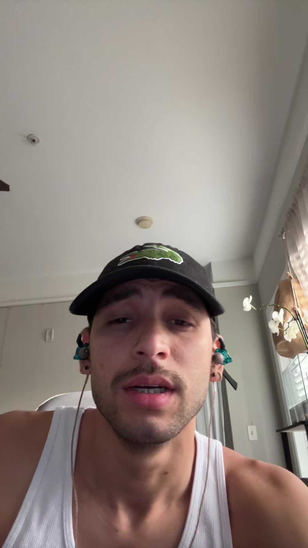 @SoyAxel•