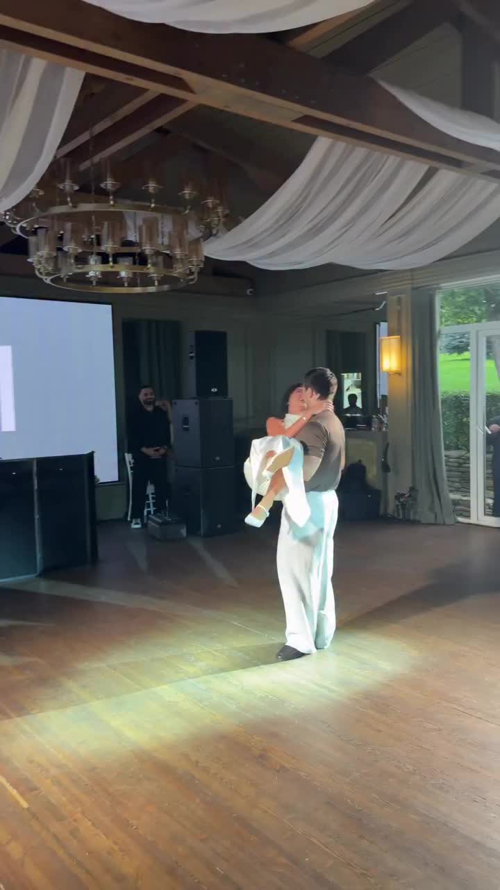 @the.dream.wedding