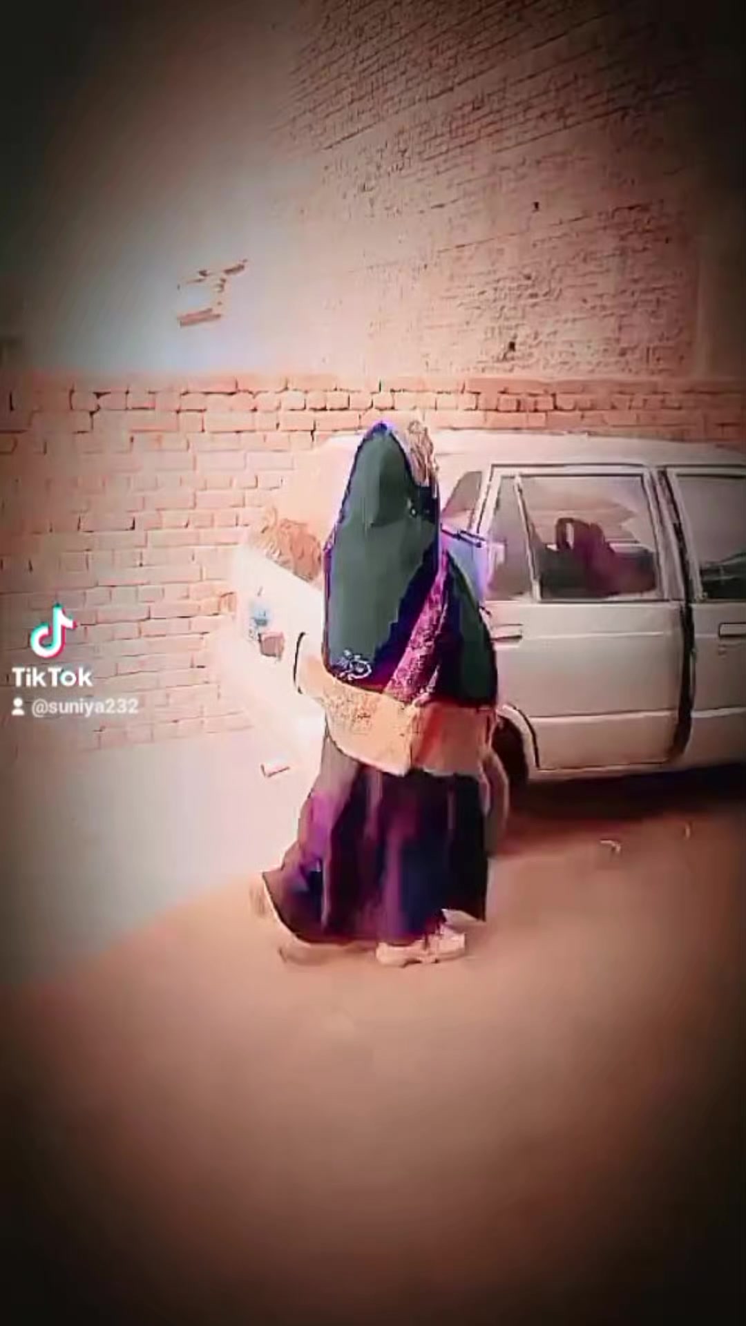 @suniya malik