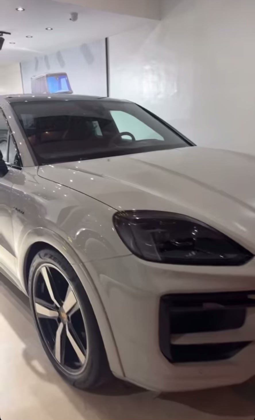@Voiture De Luxe