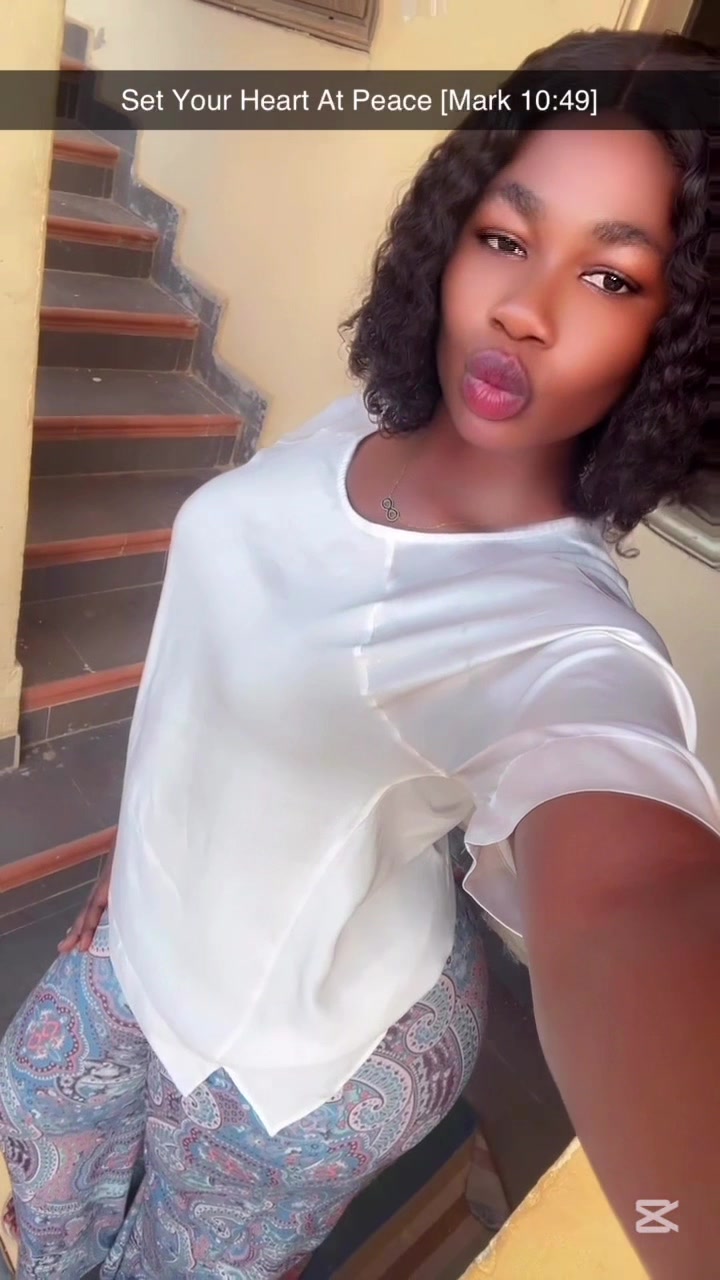 @𝐀𝐛𝐞𝐧𝐚 𝐂𝐢𝐥𝐥𝐚✨💃🏽