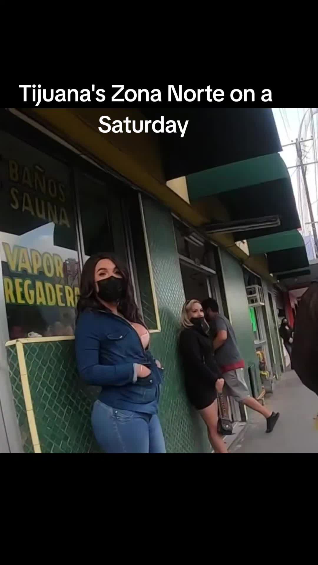 @💩 & 😆