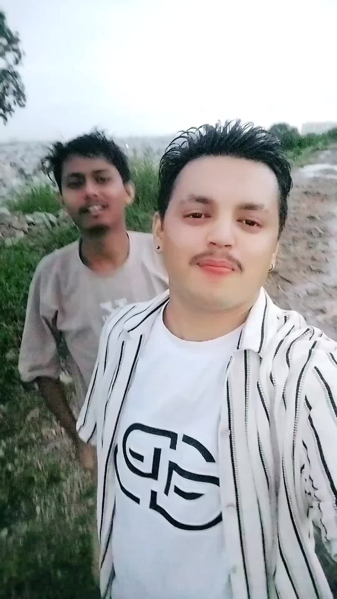 @Lazza Hikmat