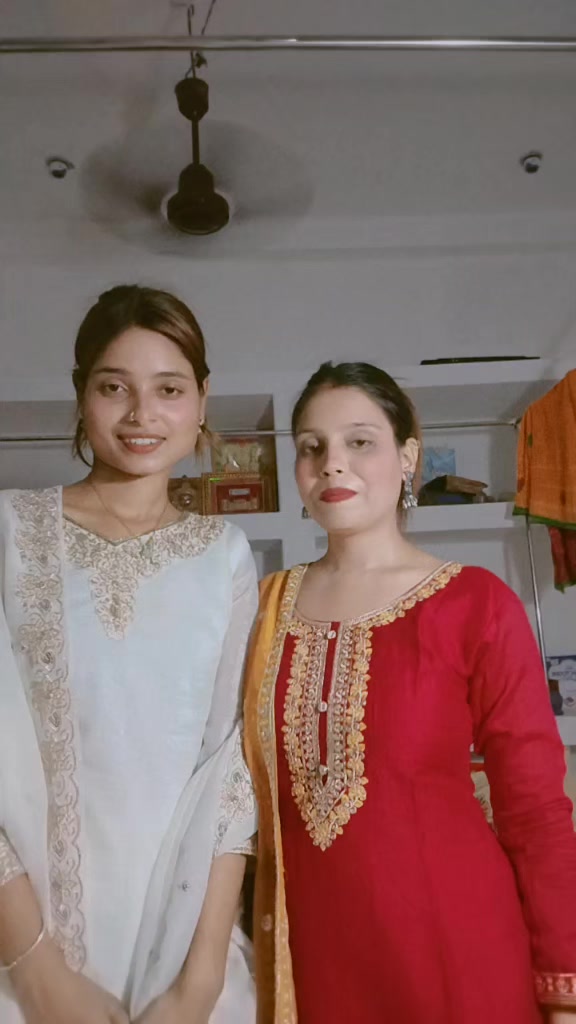 @🌸Nikki Thakur🌸 (Bhumihar)