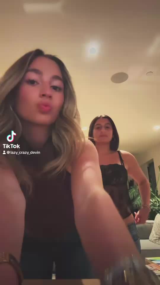 @calliopewitkowww