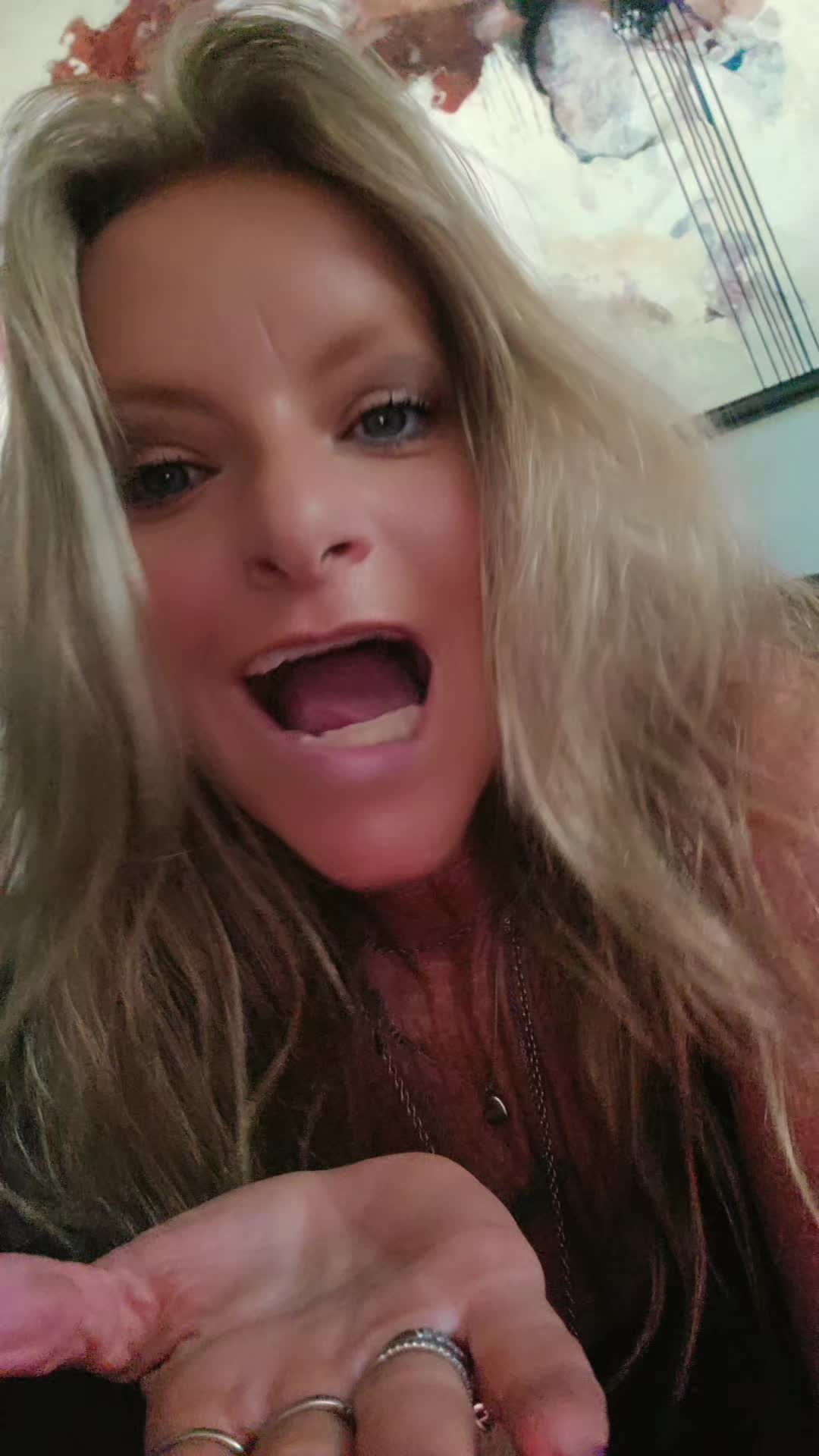 @Michelle Dowell🐰🐰