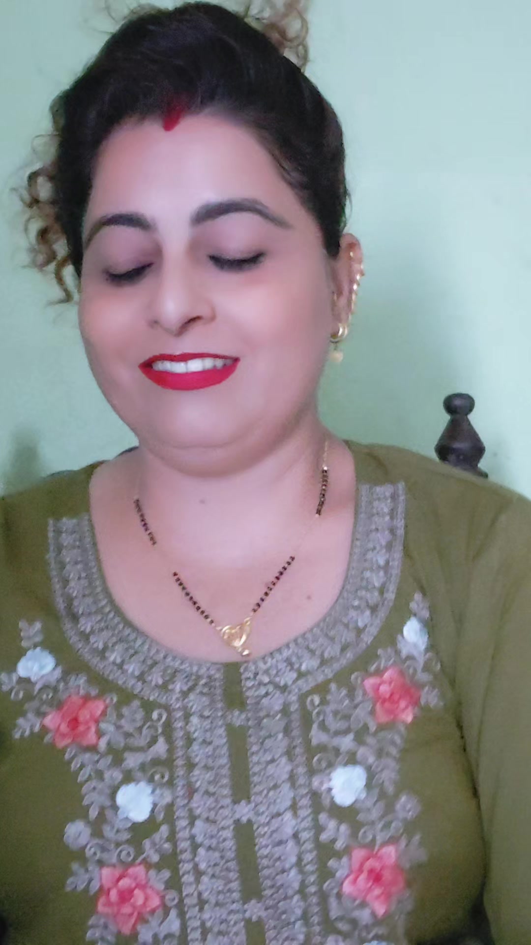 @its- me- juna(स्याङ्जालि चेली)
