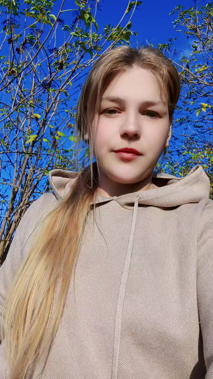 @👑Anna
