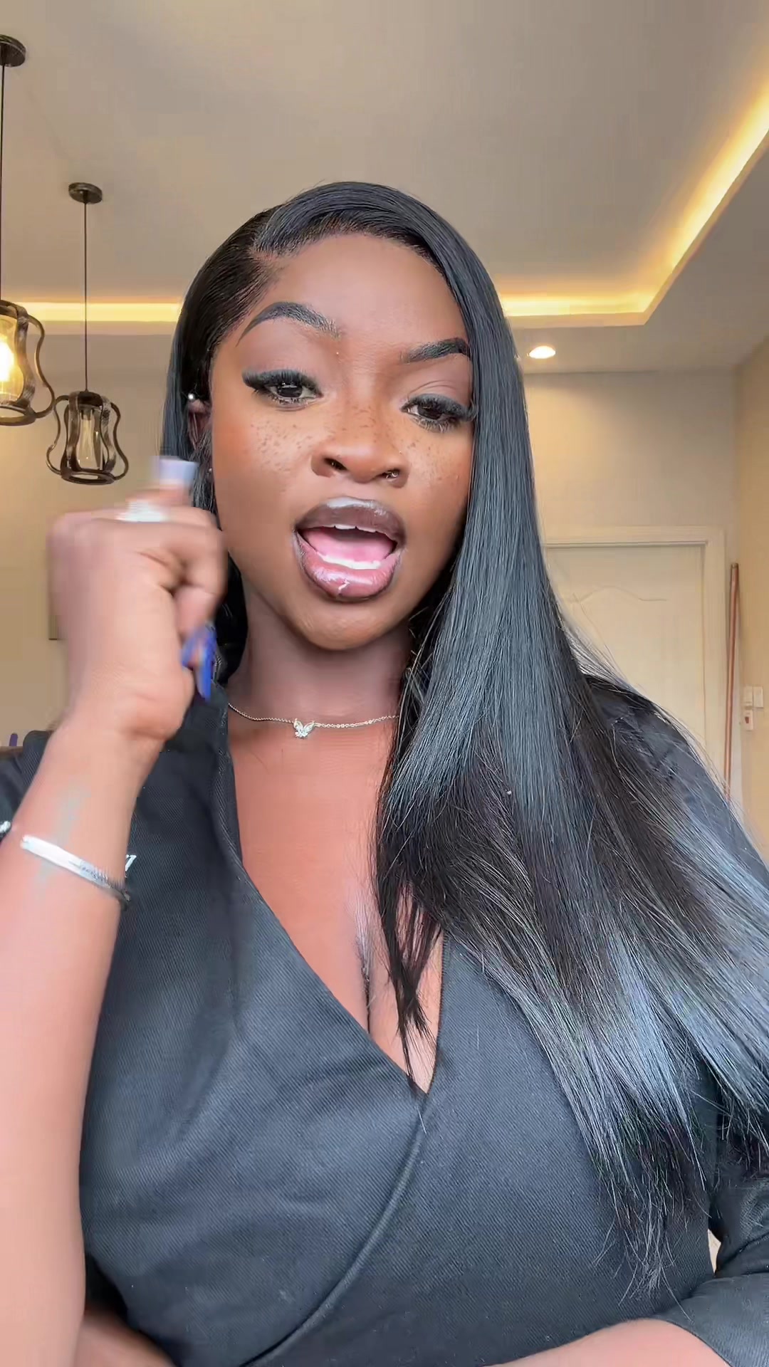 @Adjoa Tee💕