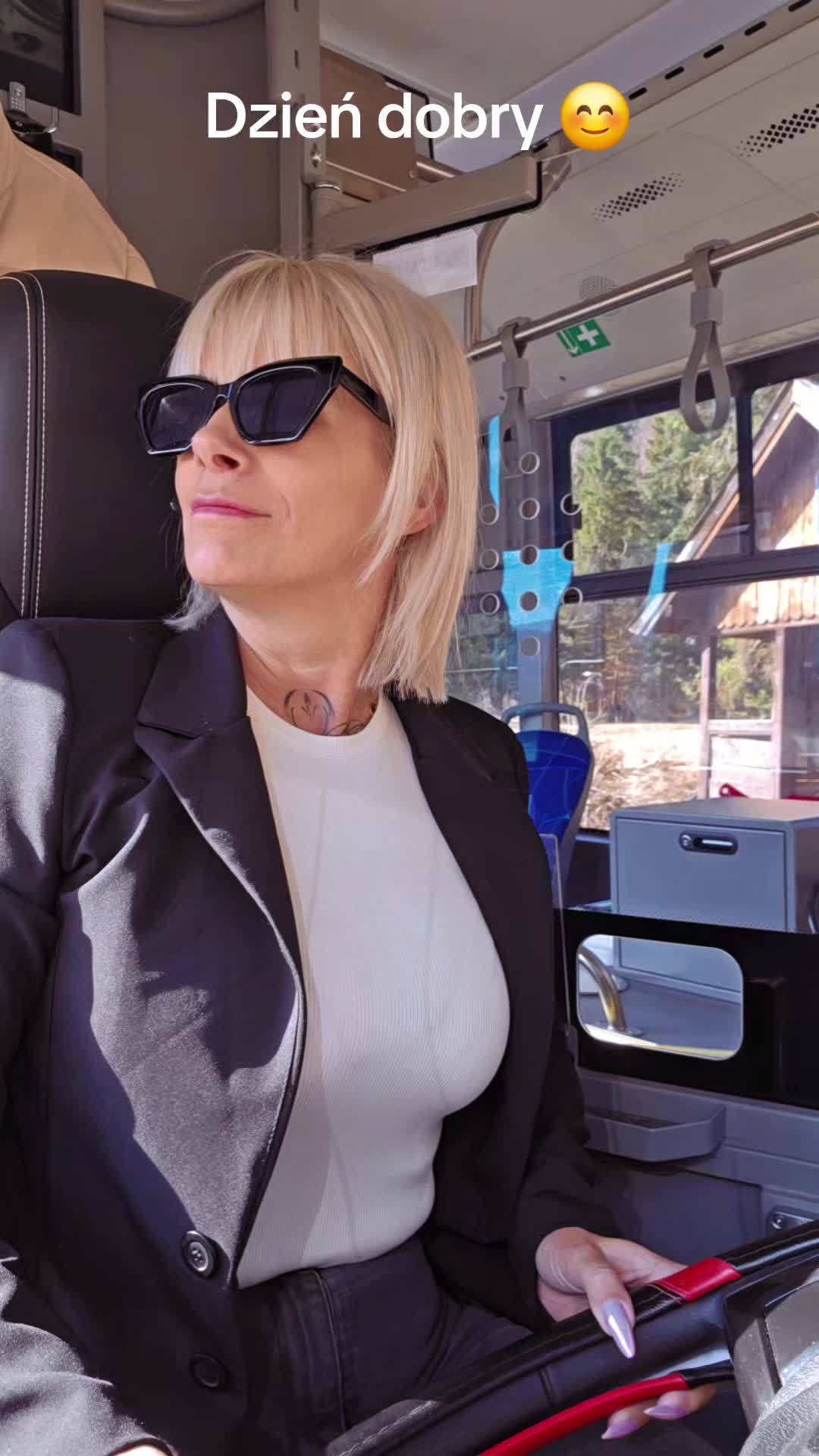 @autobusiara83