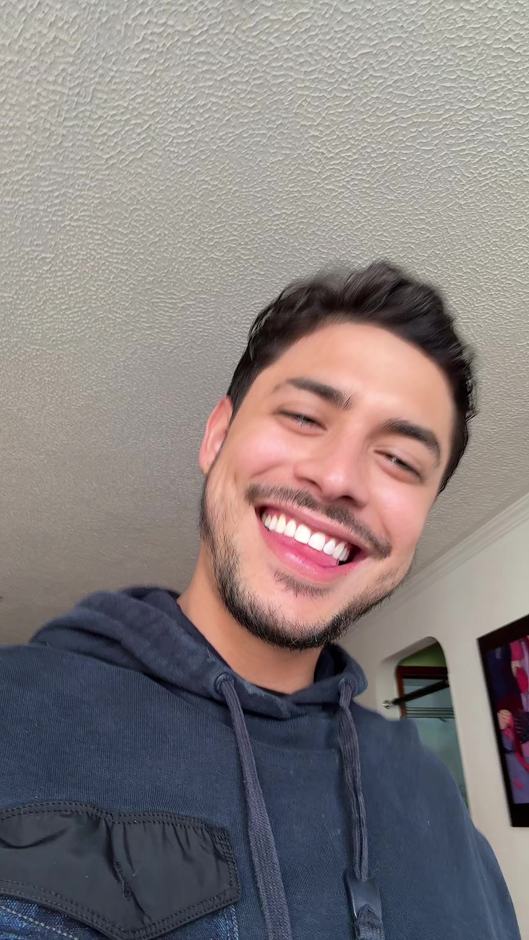 @MoreRV