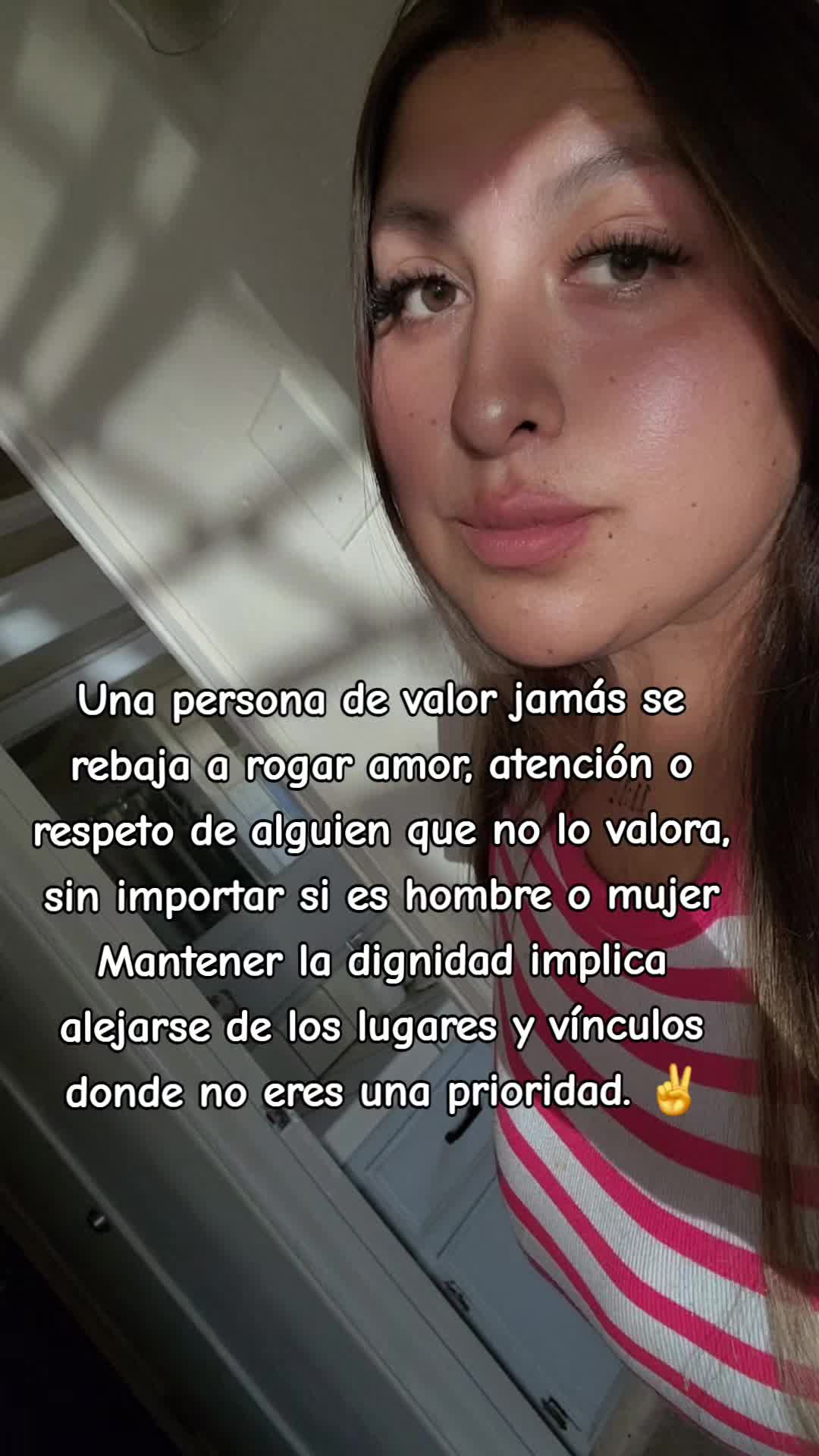 @la_moni