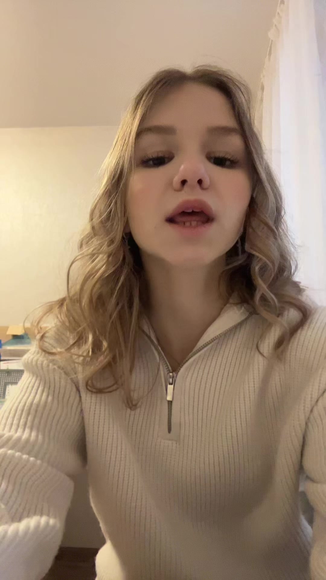 @алисон