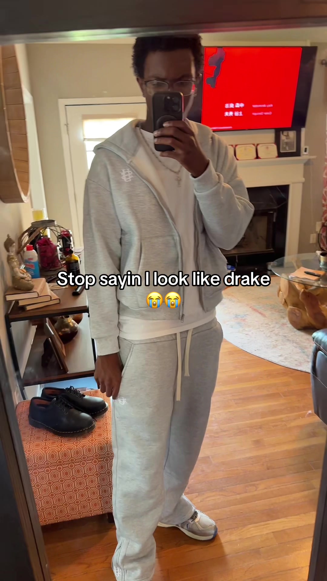 @nelaFinds