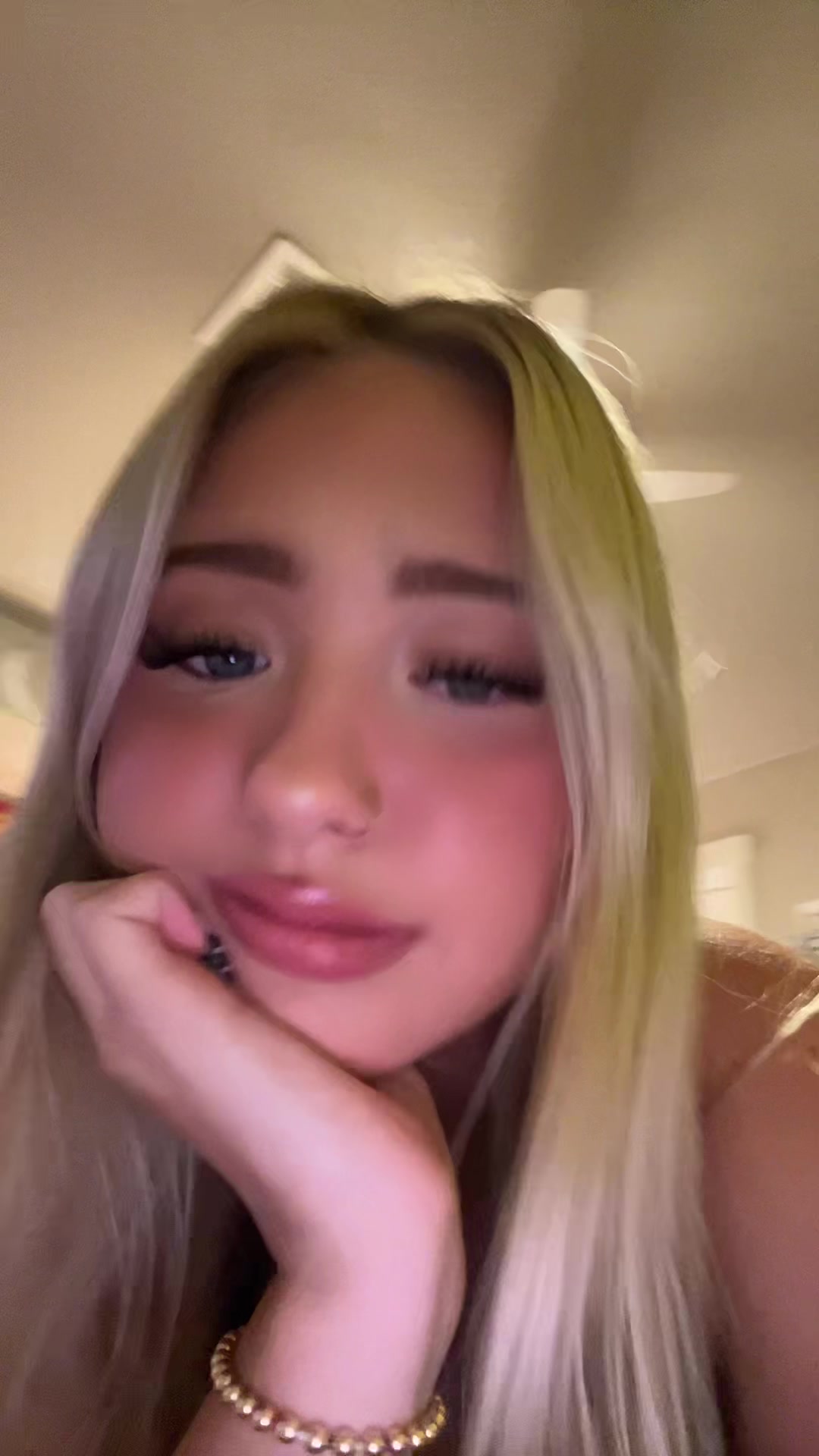 @pinkunicornglitter49