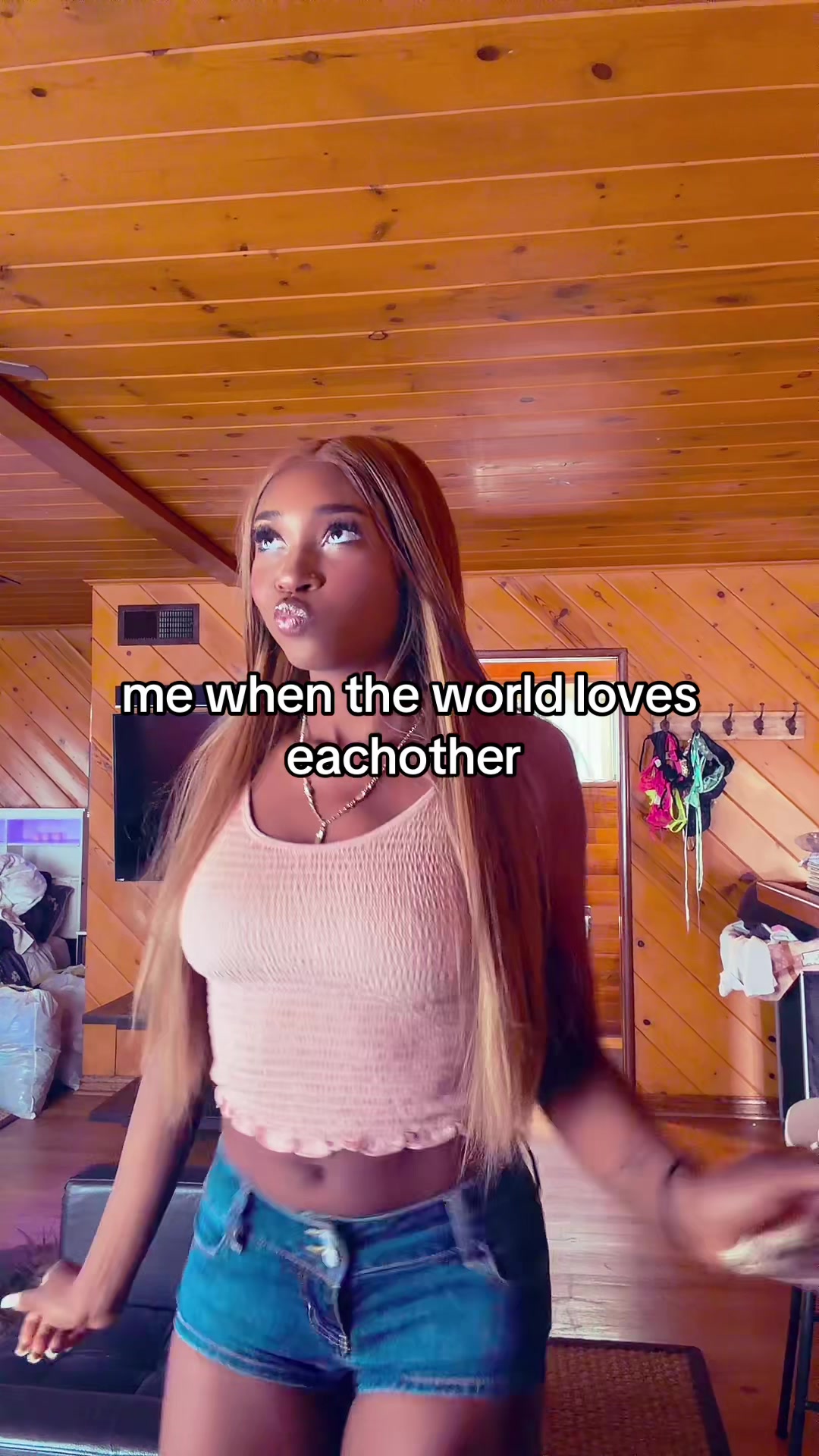 @PoppyCox