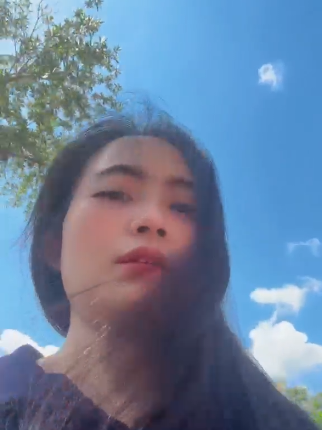 @Megayuliandiny_