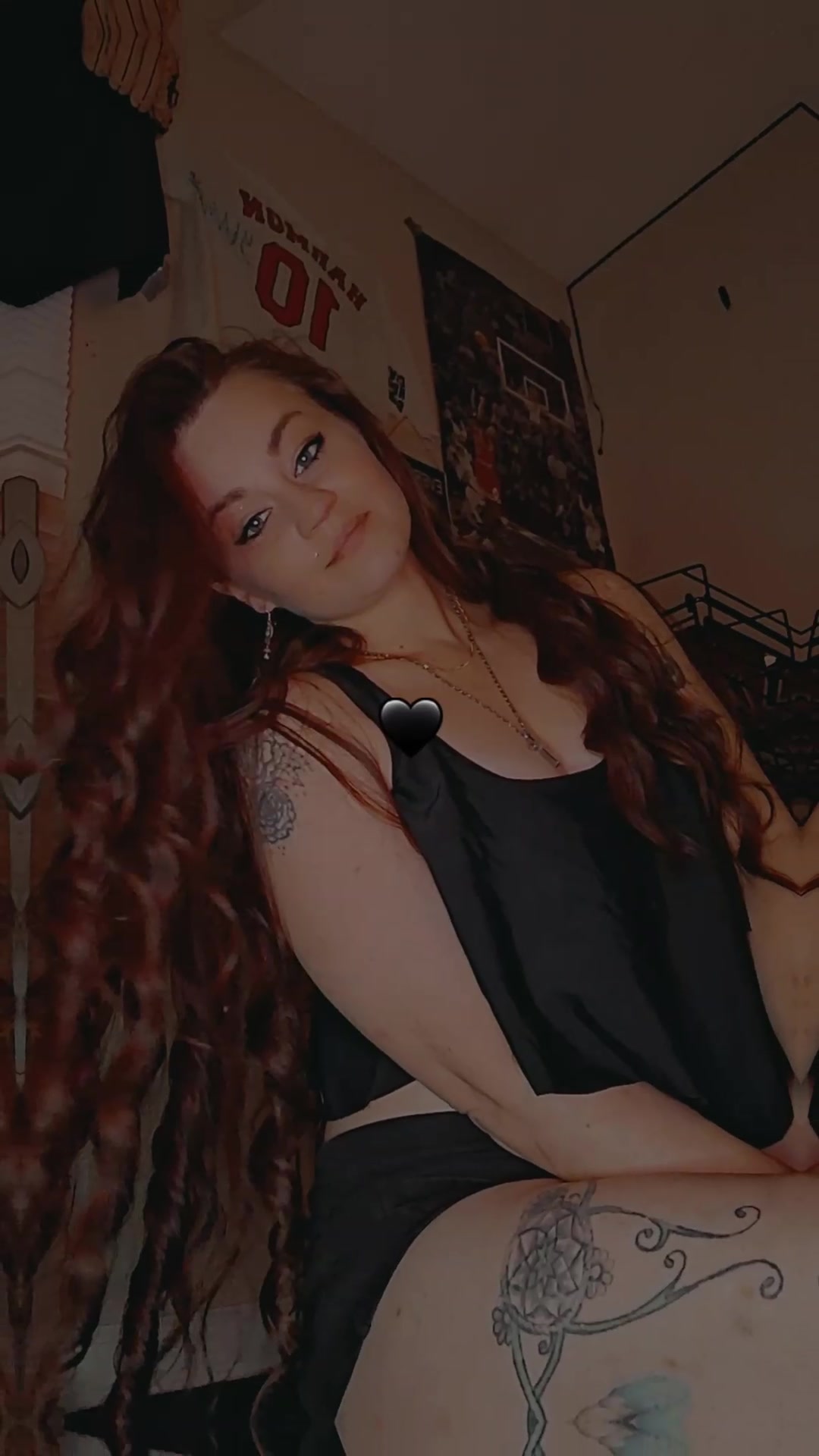 @AnnaNicholebby