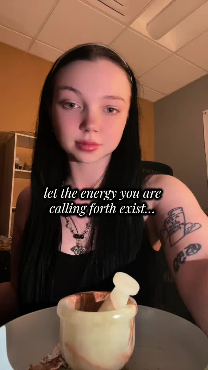 @Autumn,The Baked Witch 🏛️🏺