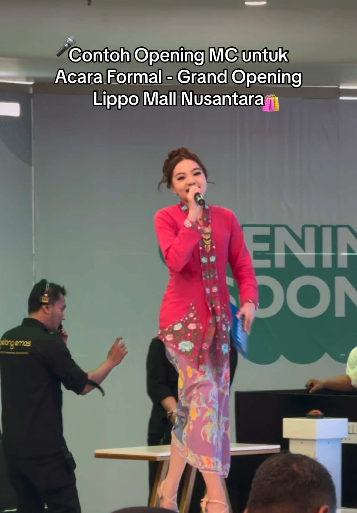 @@allysa_natalie Bilingual MC🎤