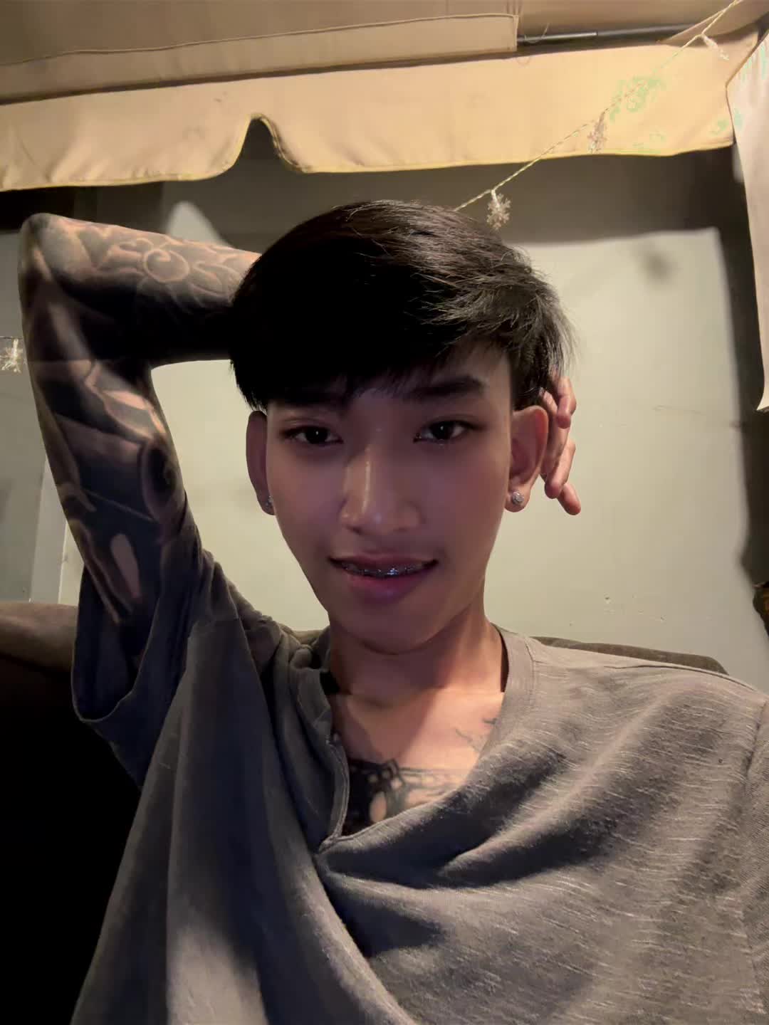 @พอส จิรพัฒน์
