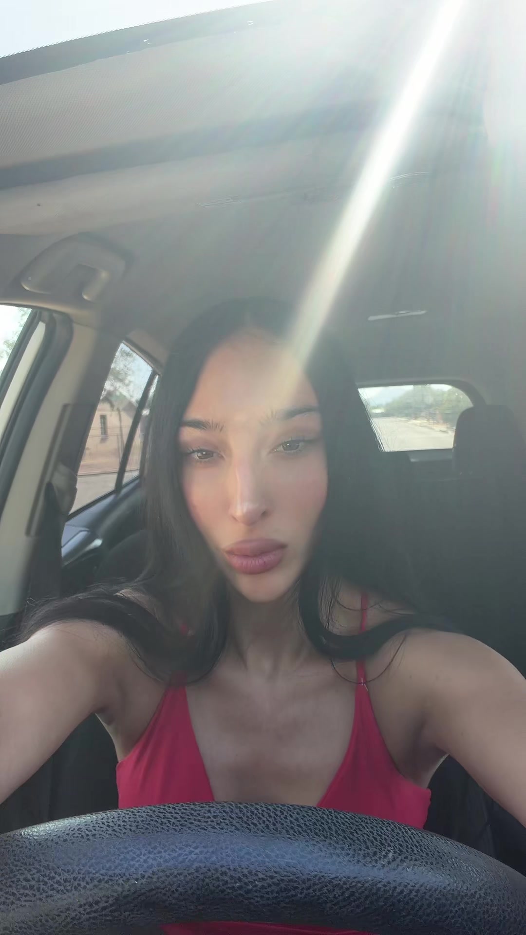 @bydecki