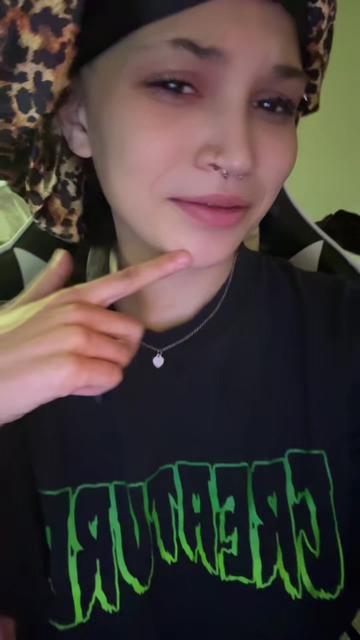 @️