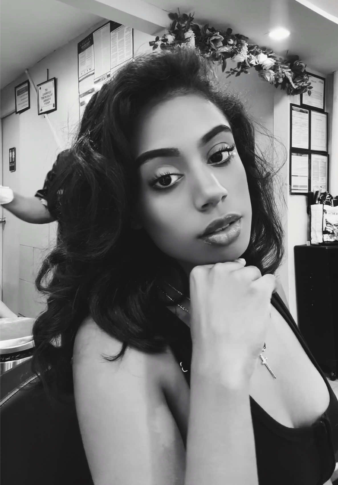 @$hanel7 💫