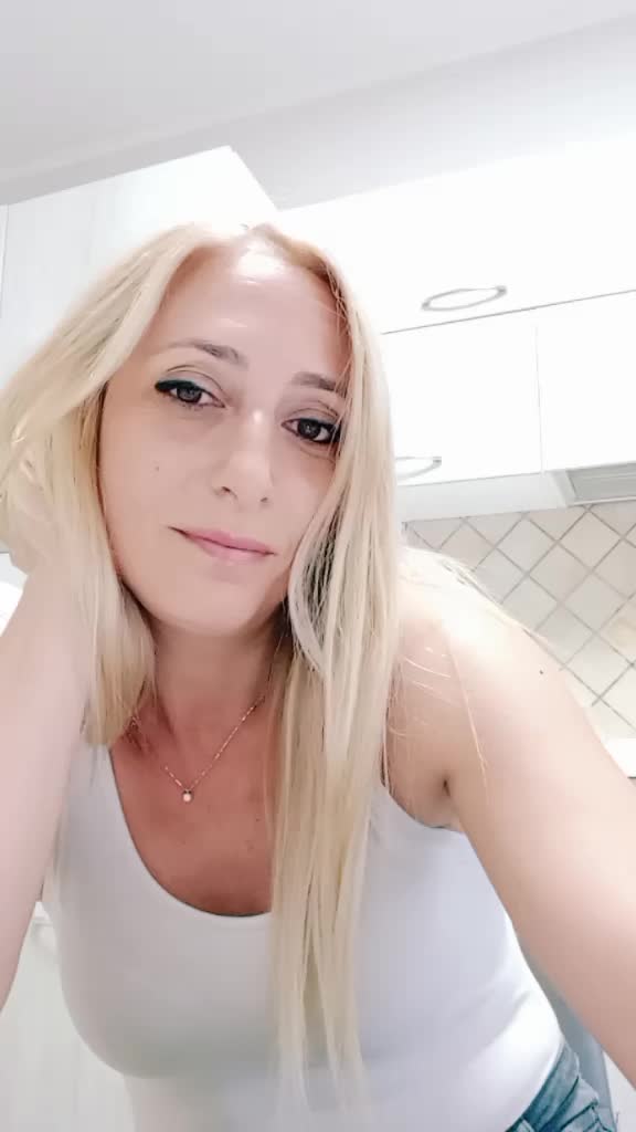 @Valentinapace22