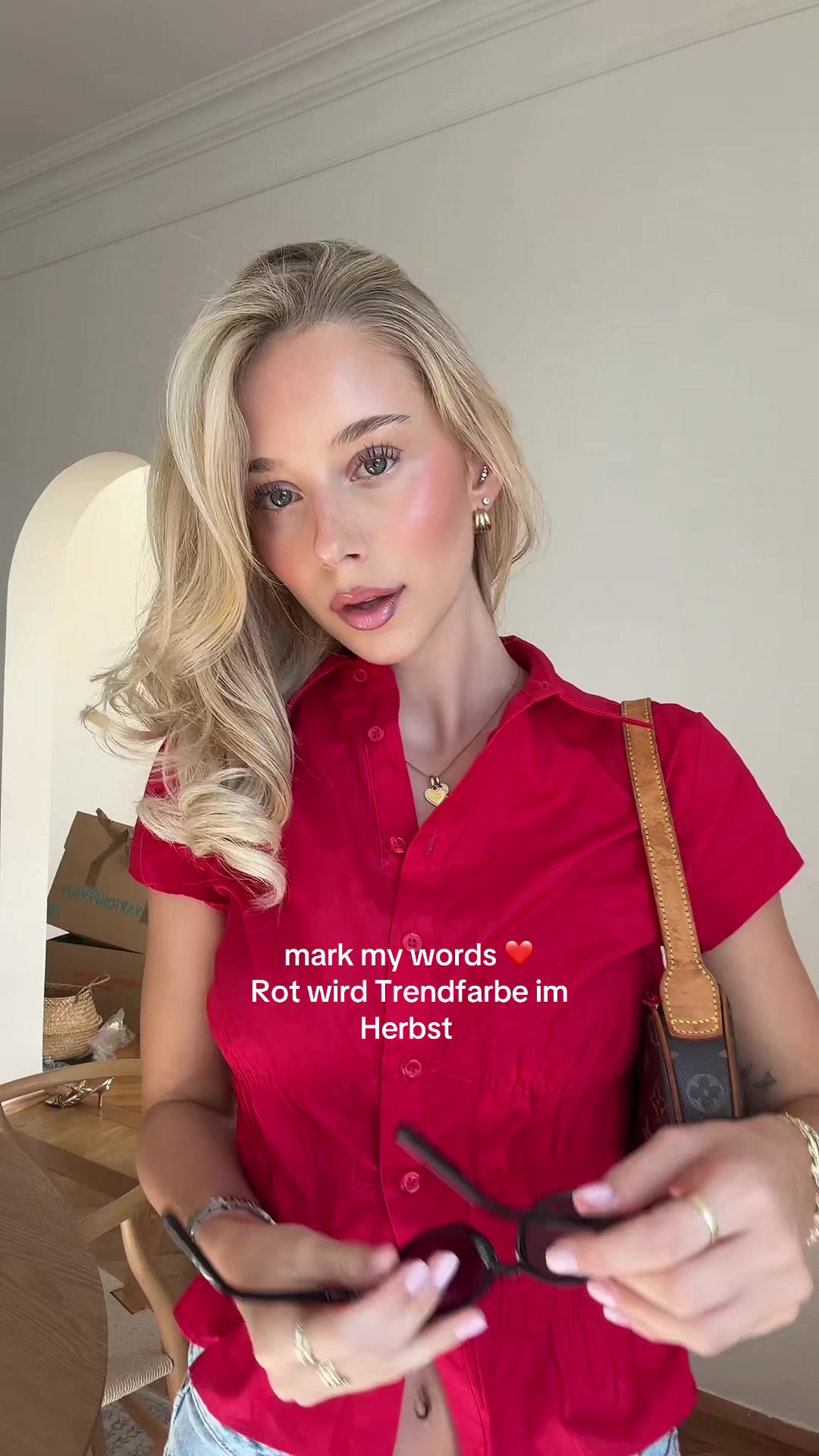 @Lara