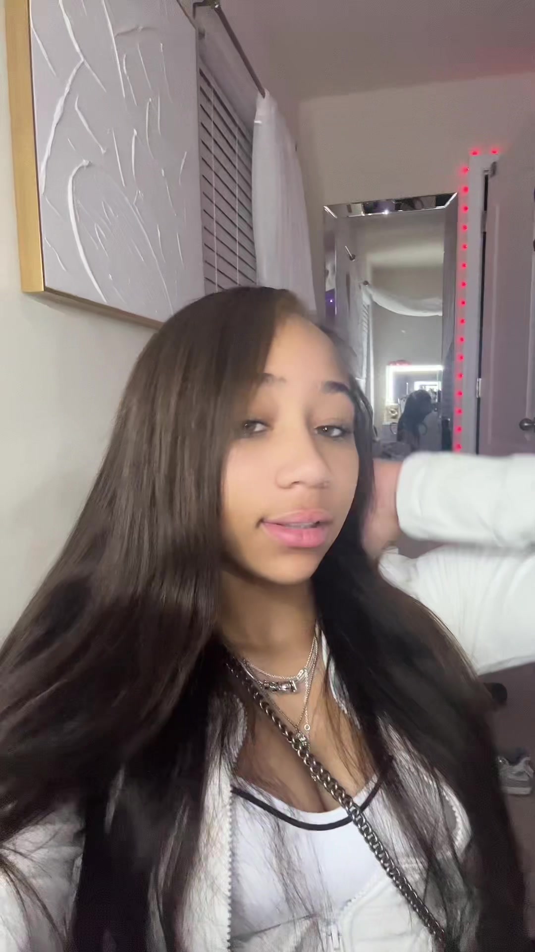 @y