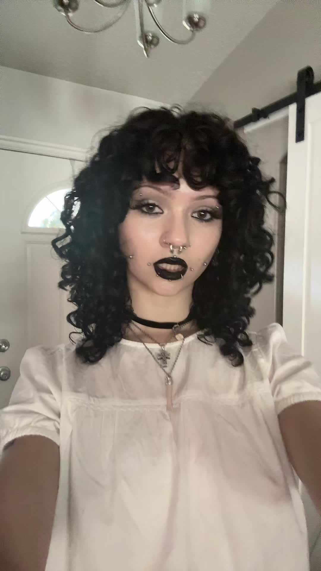 @miss.porcelain_