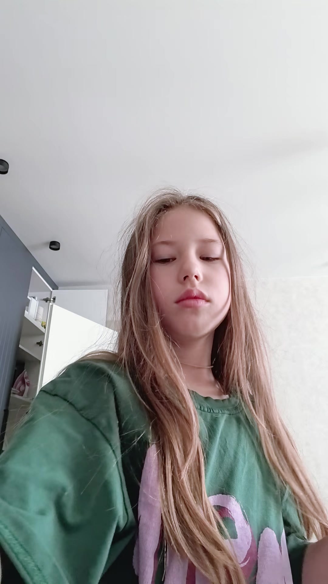 @Ksy09