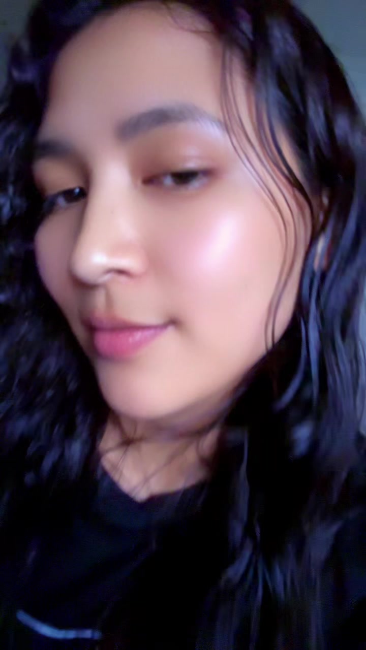 @Vanessa ✨️🦋