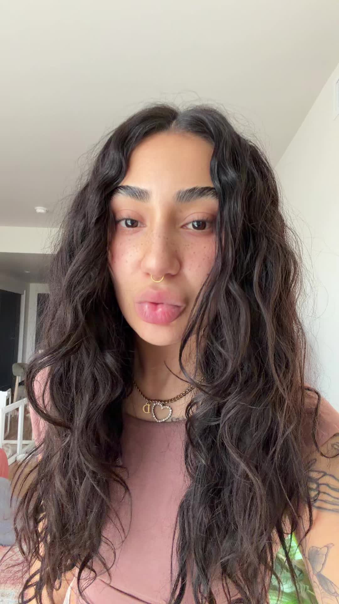 @🪩