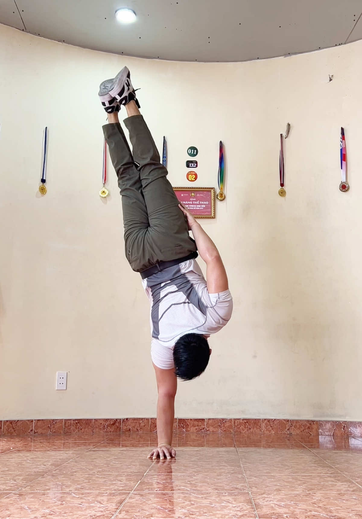 @L&ecirc; Phạm Thế Vũ